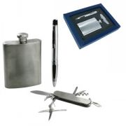 Набор: авторучка, фляжка и нож складной; 22х17х3,5 см; металл