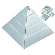Набор "Пирамида": подсвечник, солонка, перечница, салфетница; 9,6х9,6х8 см; посеребренный металл