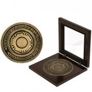 Медаль наградная "Бронза"; бронзовый; 12х12х2,2 см; D=8,7 см; металл, дерево, стекло