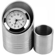 Часы настольные с термометром и подставкой для письменных принадлежностей; серебристый; 7,9х5х6,3 см; металл