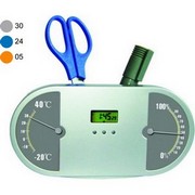 Часы настольные с термометром, гигрометром и подставкой для авторучек "Панель приборов"; оранжевый; 18х9,3х7,2 см; пластик